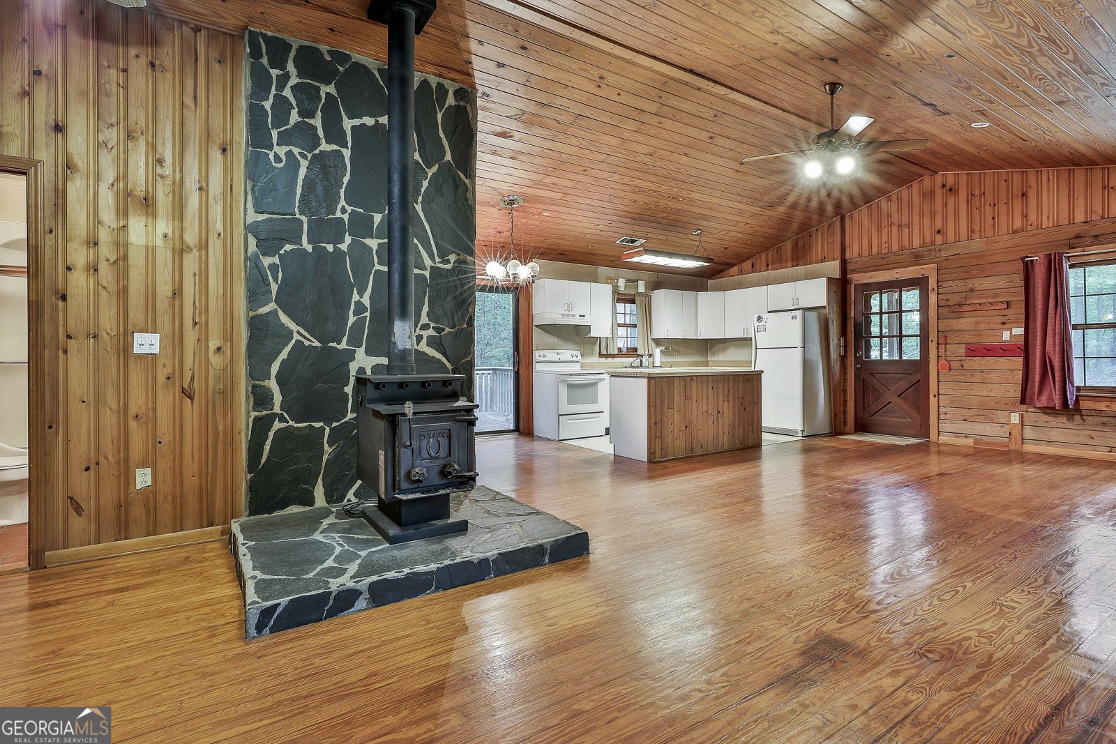 165 Boynton Road Hampton - 19