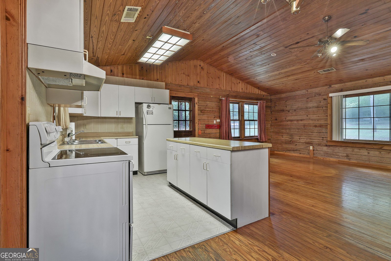 165 Boynton Road Hampton - 22