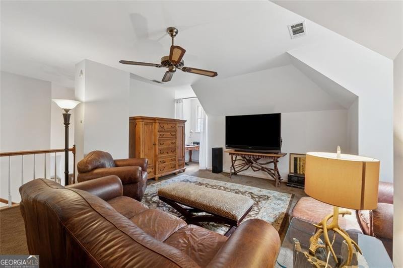 1042 BAILEY Woodstock - 12
