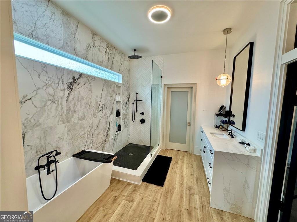 590 Hood Avenue Fayetteville - 22