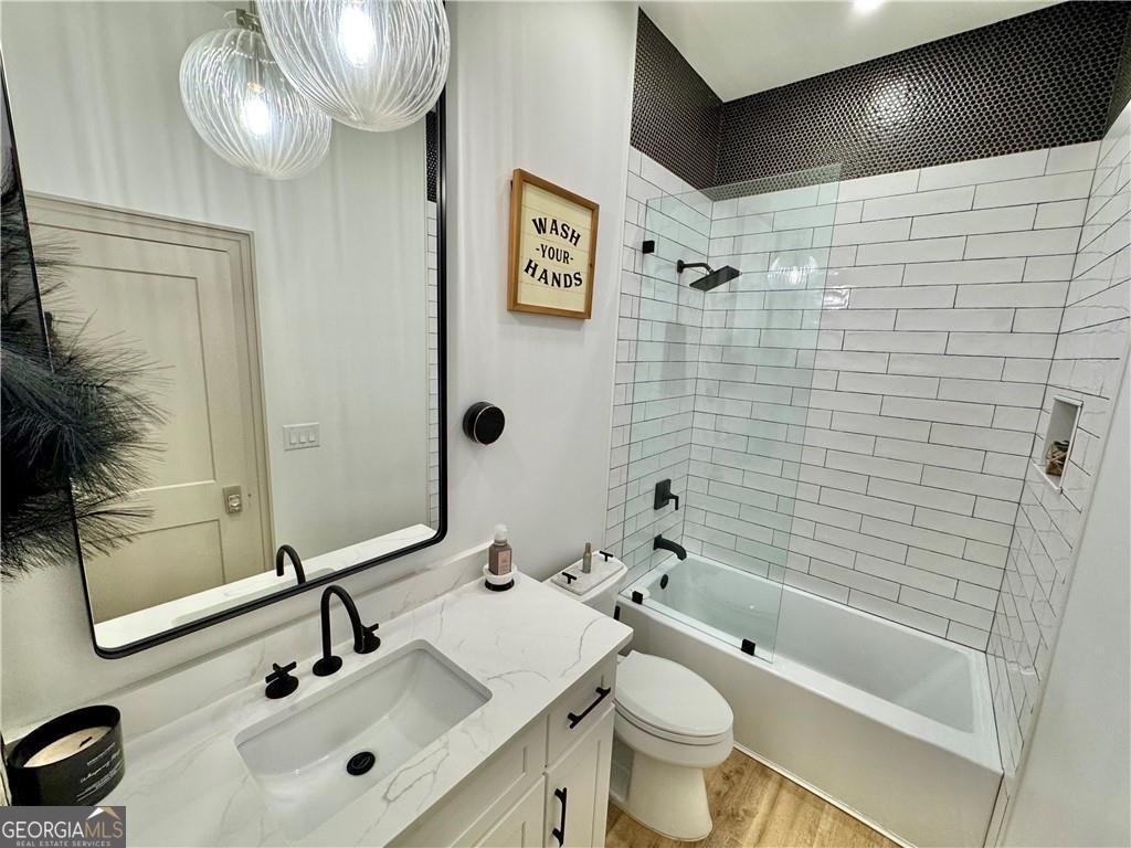 590 Hood Avenue Fayetteville - 45