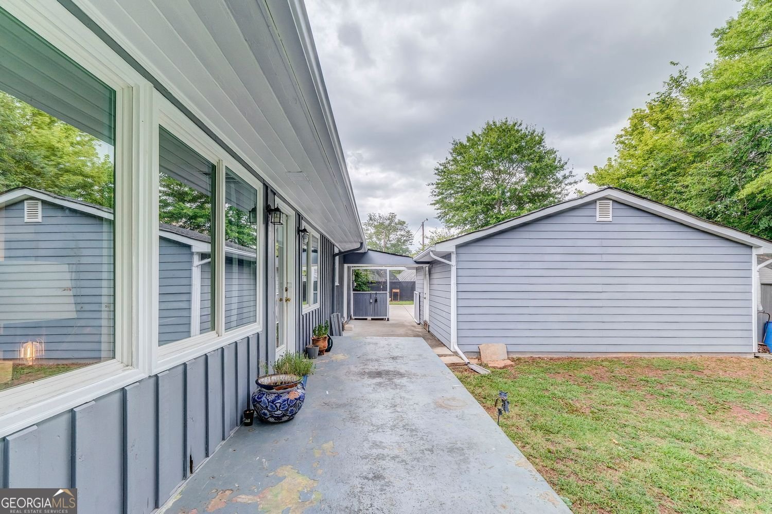 1546 West Oak Drive Drive Marietta - 18