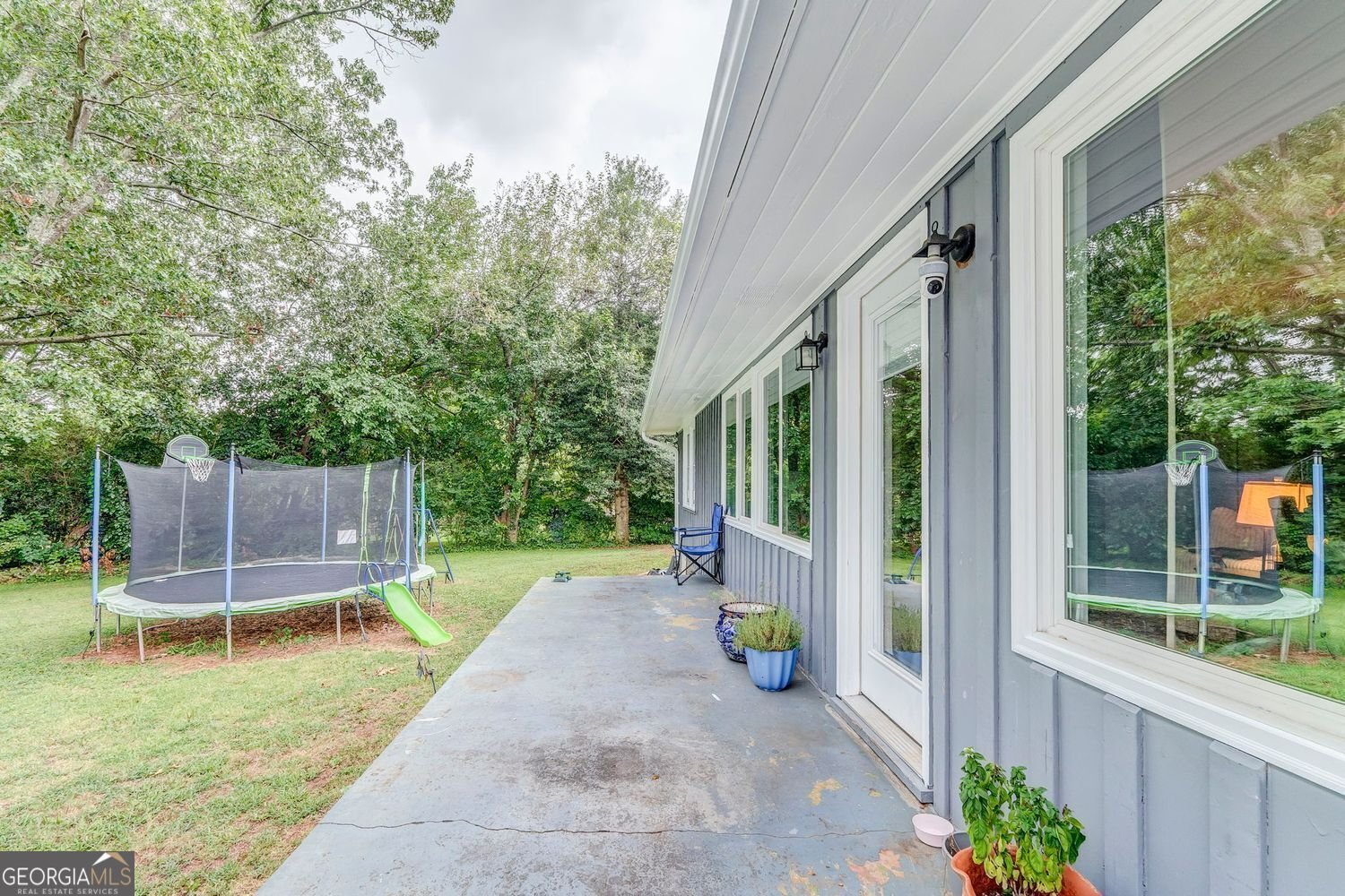 1546 West Oak Drive Drive Marietta - 19