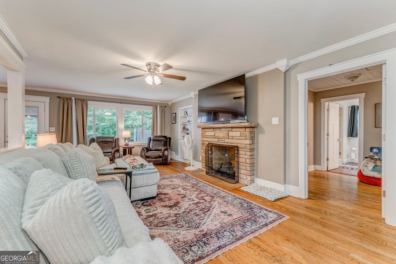1546 West Oak Drive Drive Marietta - 20