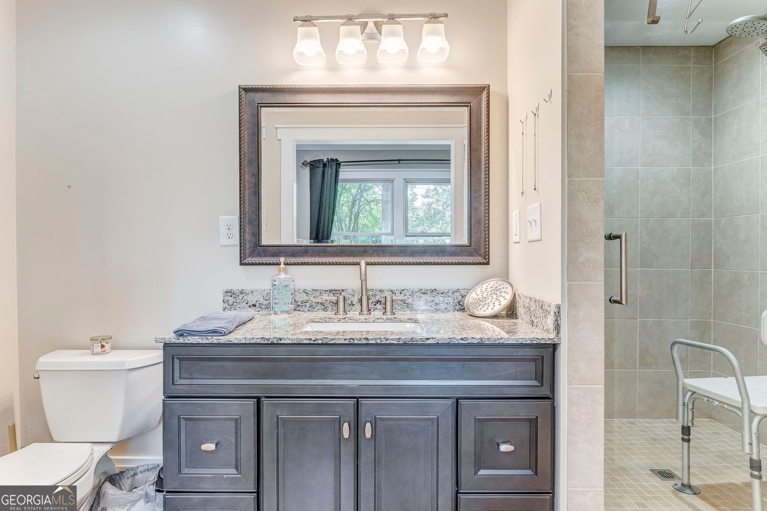 1546 West Oak Drive Drive Marietta - 43
