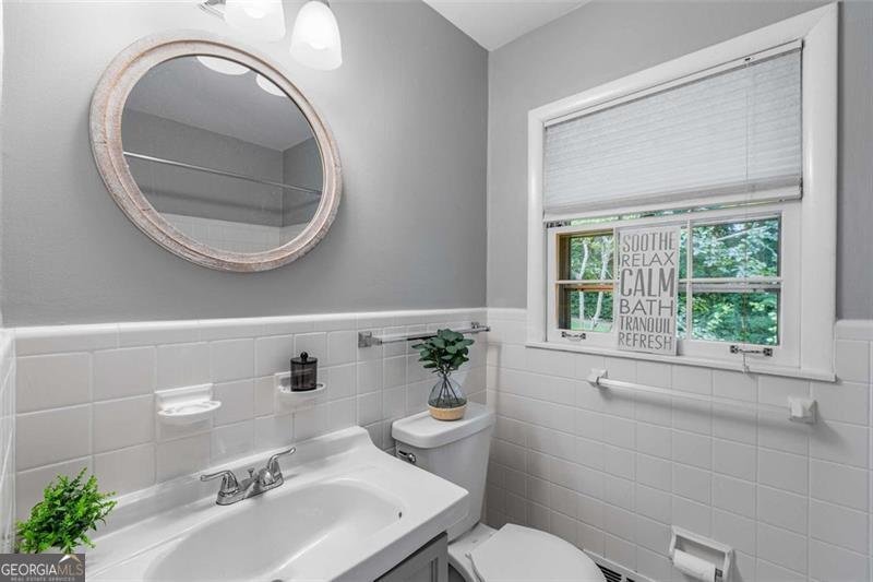 2931 EVANS WOODS Drive Atlanta - 21