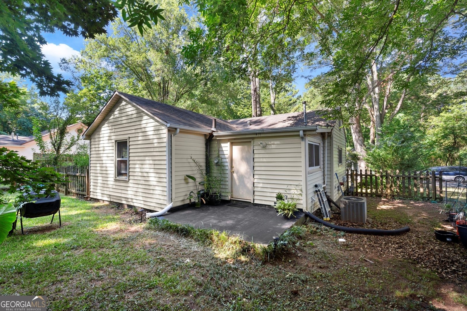 701 Milton Street Scottdale - 24