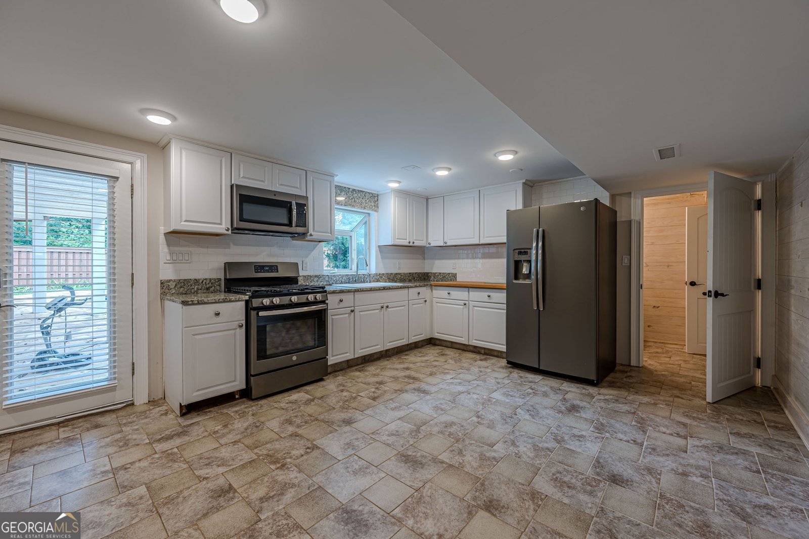 2697 Cherokee Lane Woodstock - 41