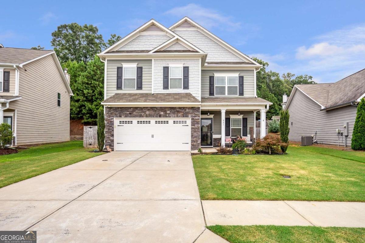 921 Blind Brook Circle Hoschton - 1