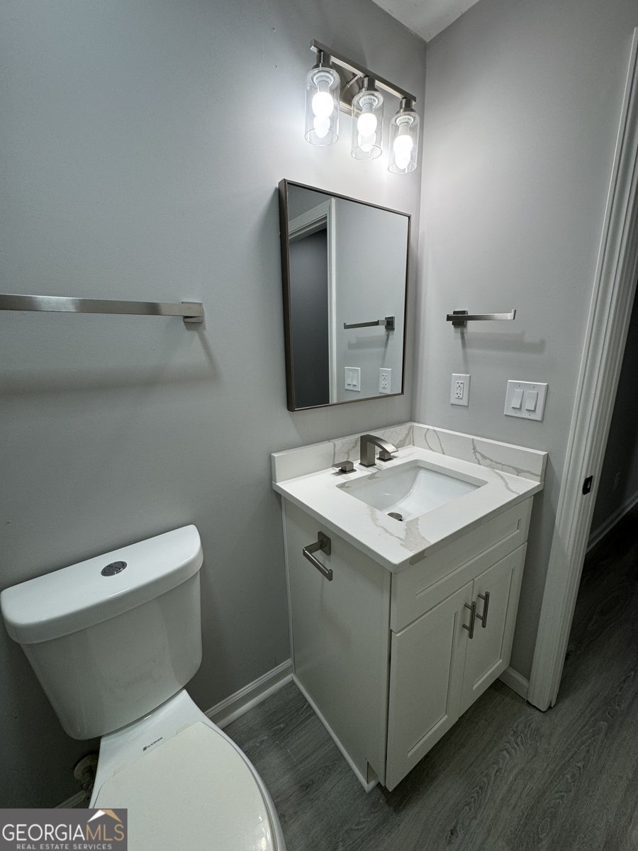 2888 Two Lake Circle Atlanta - 1