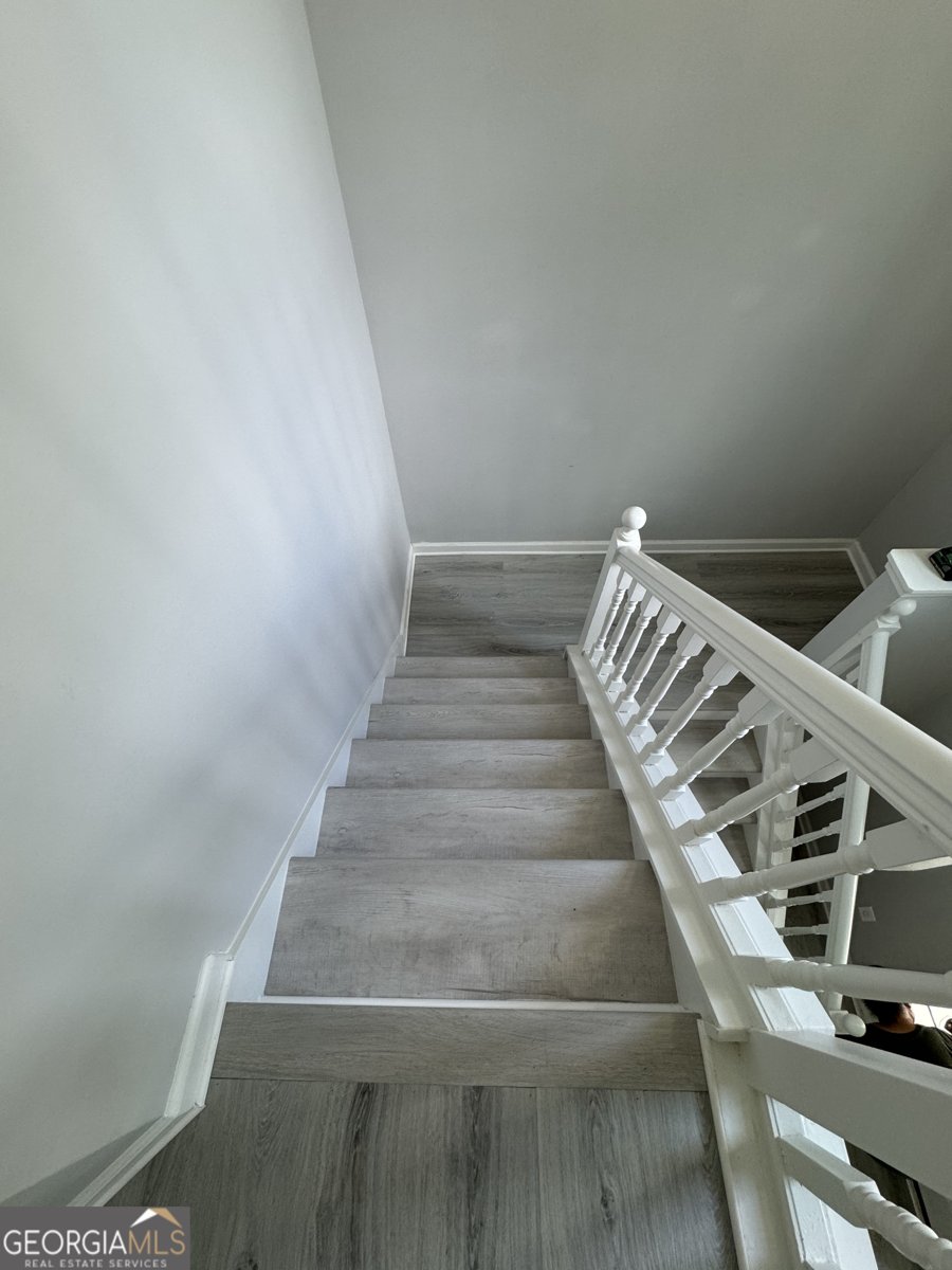 2888 Two Lake Circle Atlanta - 2