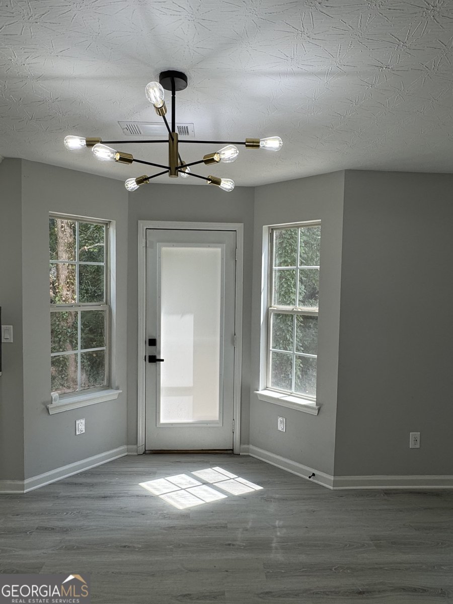 2888 Two Lake Circle Atlanta - 27