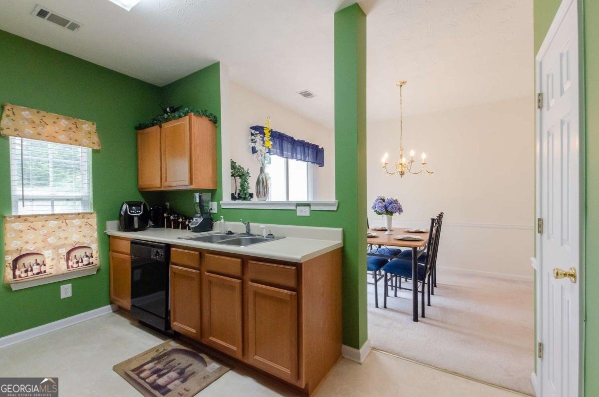 636 Kenridge Way Suwanee - 10