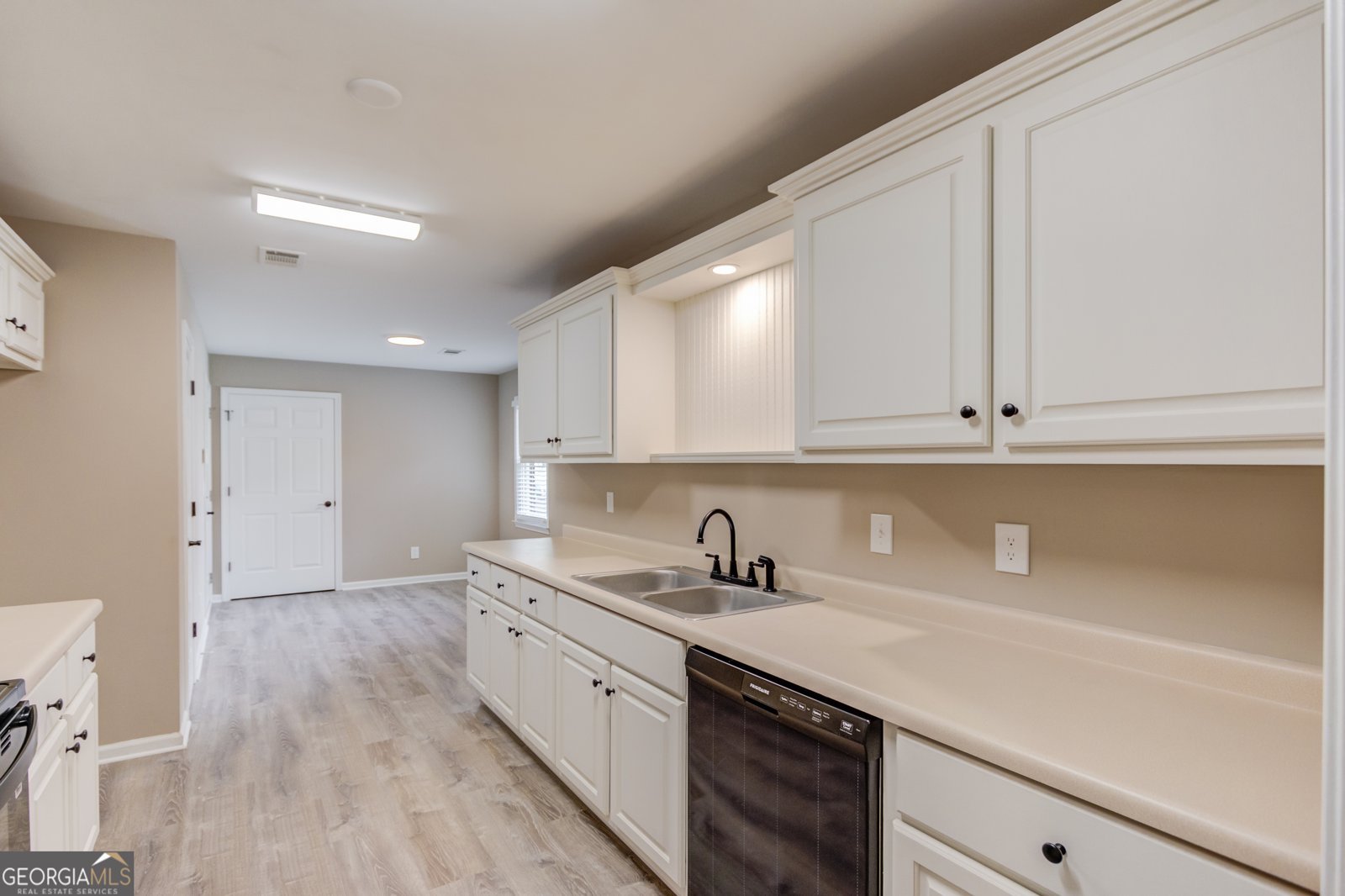 51 Alexander Street Winder - 14