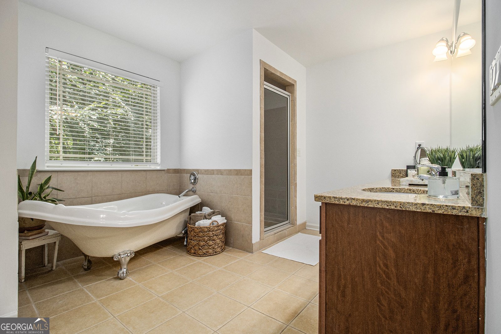 1341 Memorial Drive Atlanta - 17