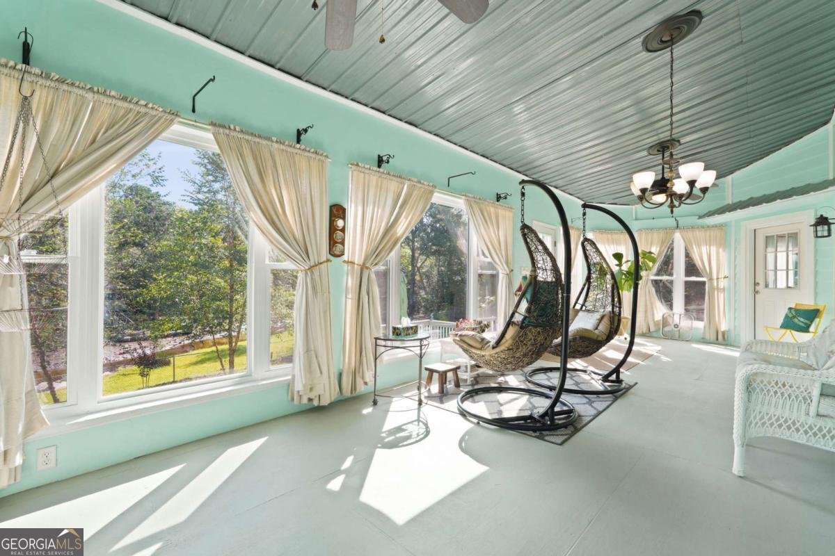 10 Pinetree Road Midway - 35