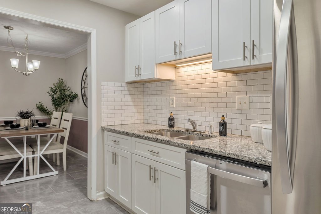 906 Augusta Drive Marietta - 10