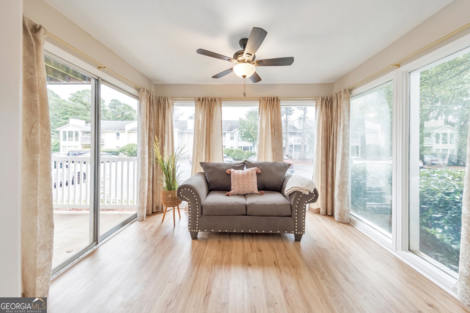 906 Augusta Drive Marietta - 14
