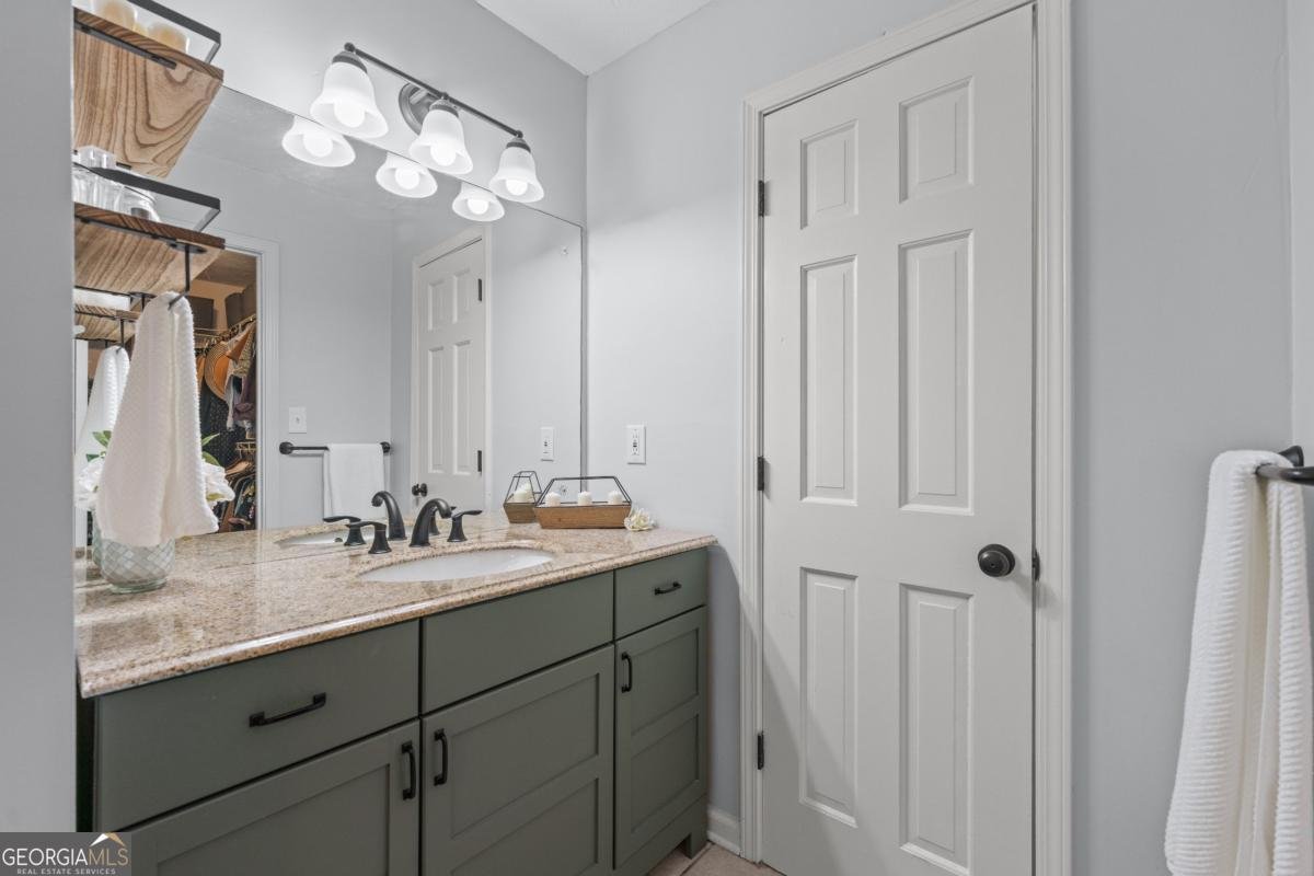 1870 Shoreline Trace Grayson - 23