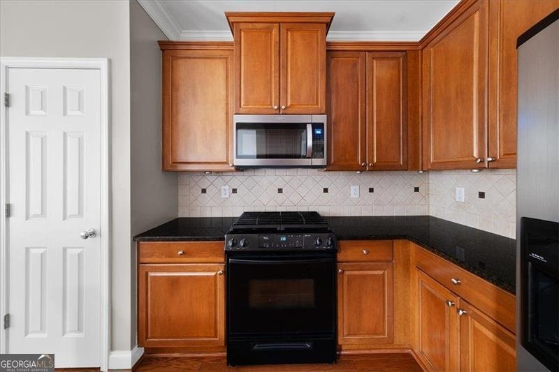 63 COOPERS GLEN Drive Mableton - 11