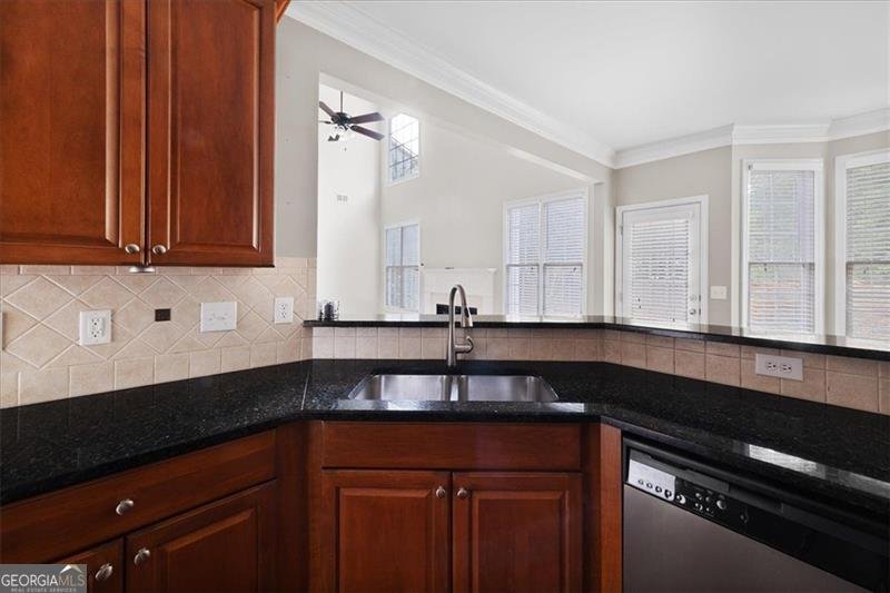 63 COOPERS GLEN Drive Mableton - 12