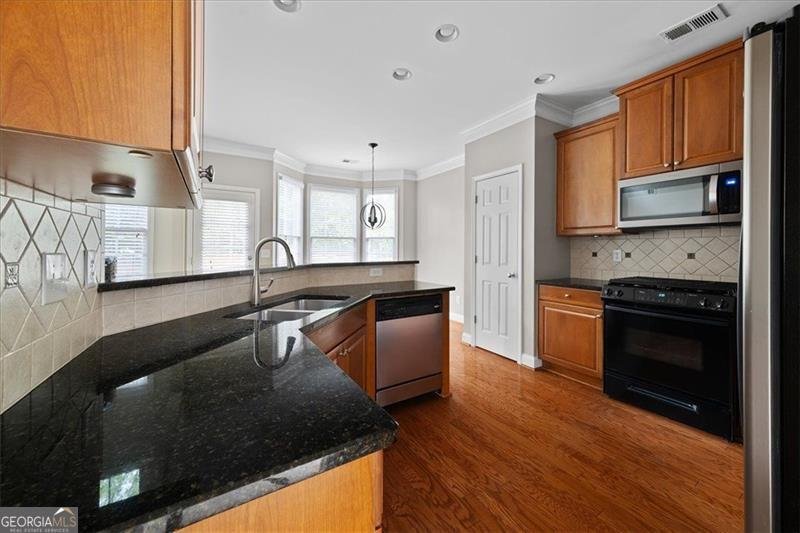 63 COOPERS GLEN Drive Mableton - 13