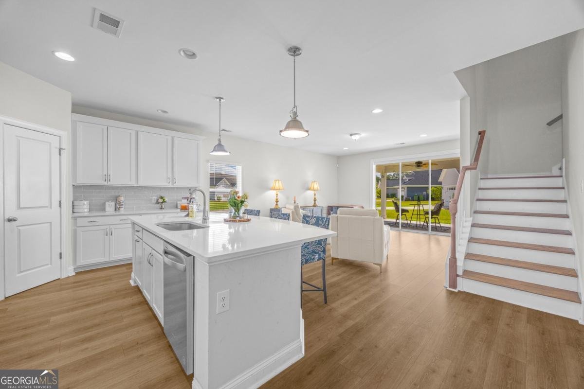 260 Mcqueen Drive Pooler - 13