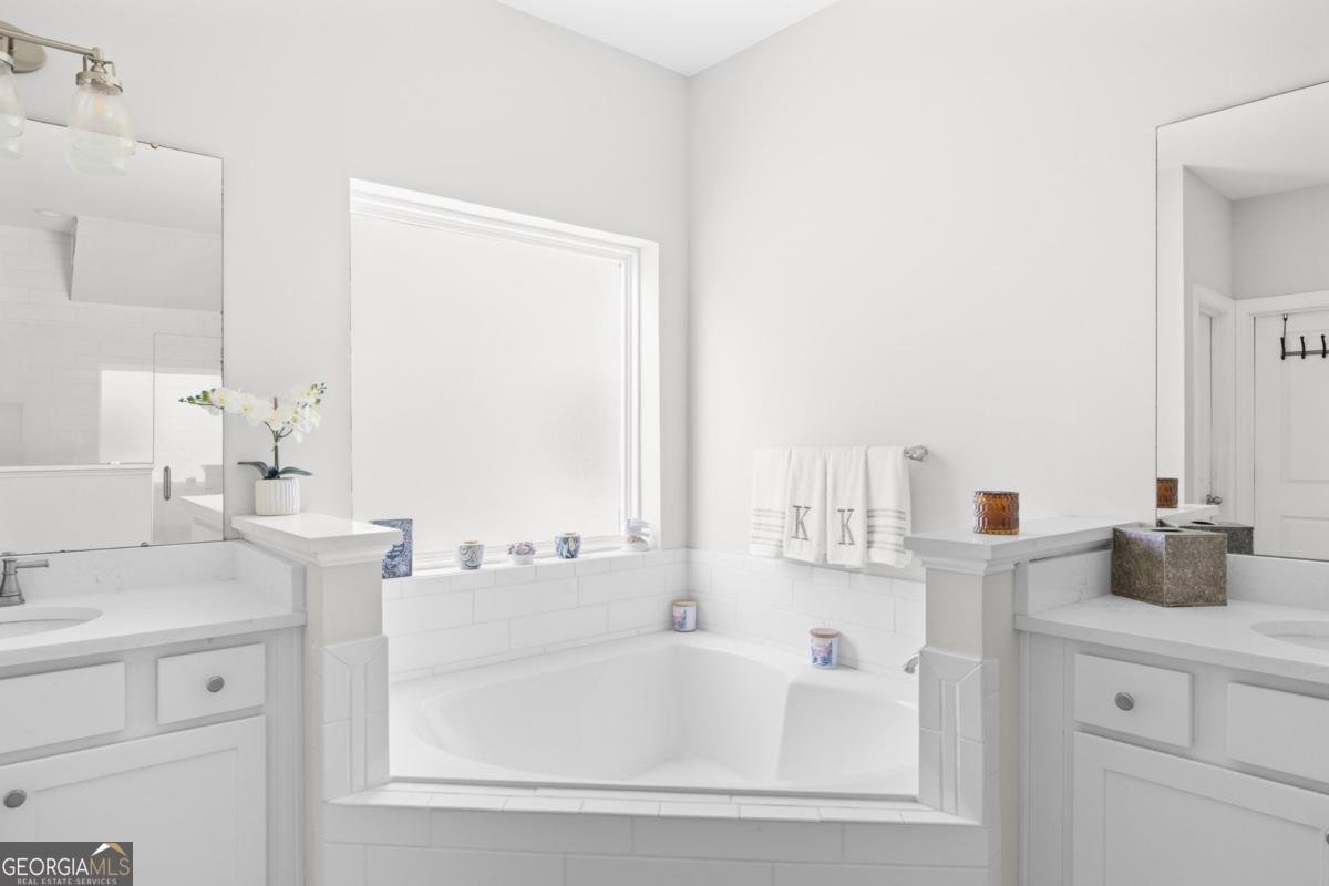 260 Mcqueen Drive Pooler - 38