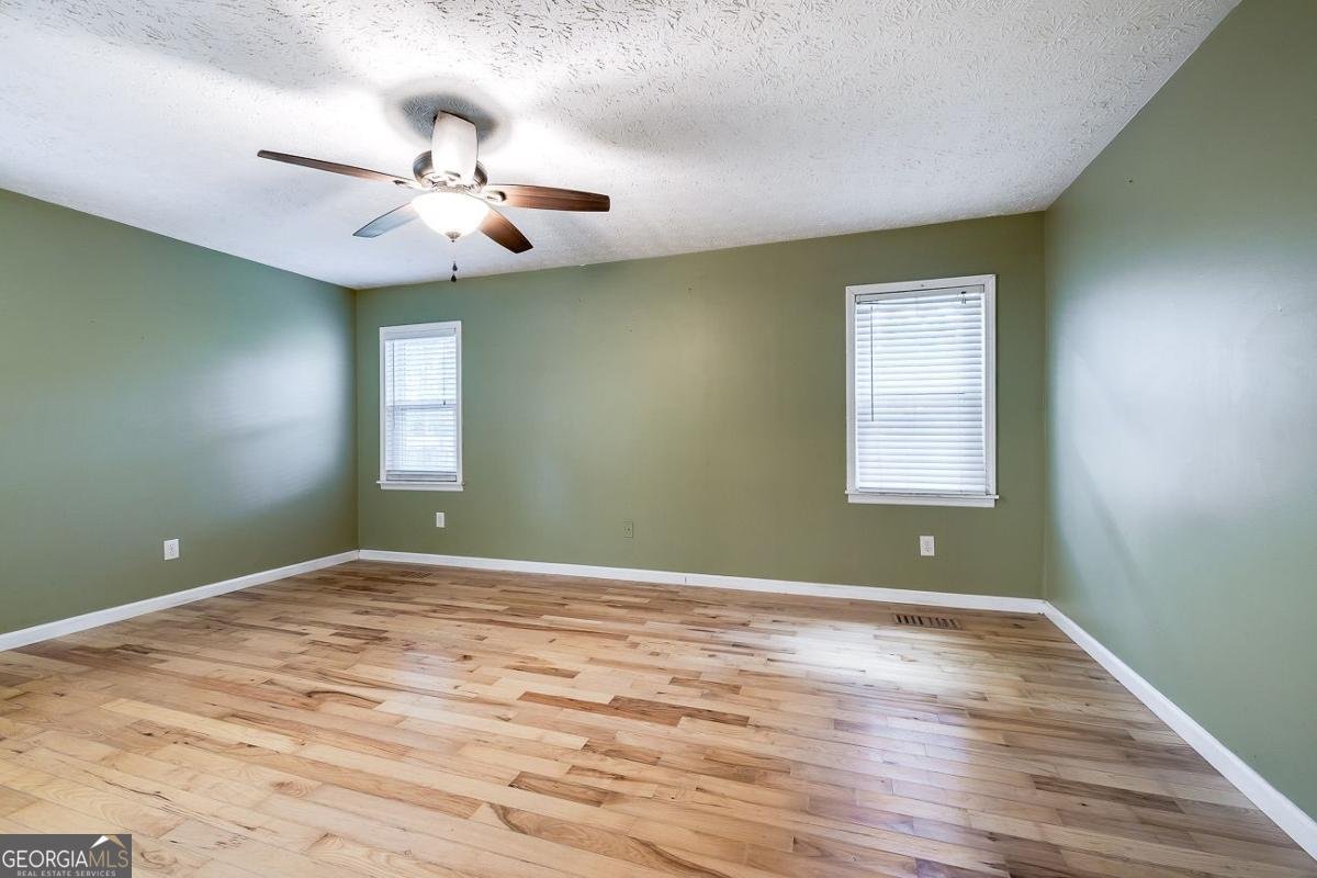 194 Deerfield Drive Springfield - 23