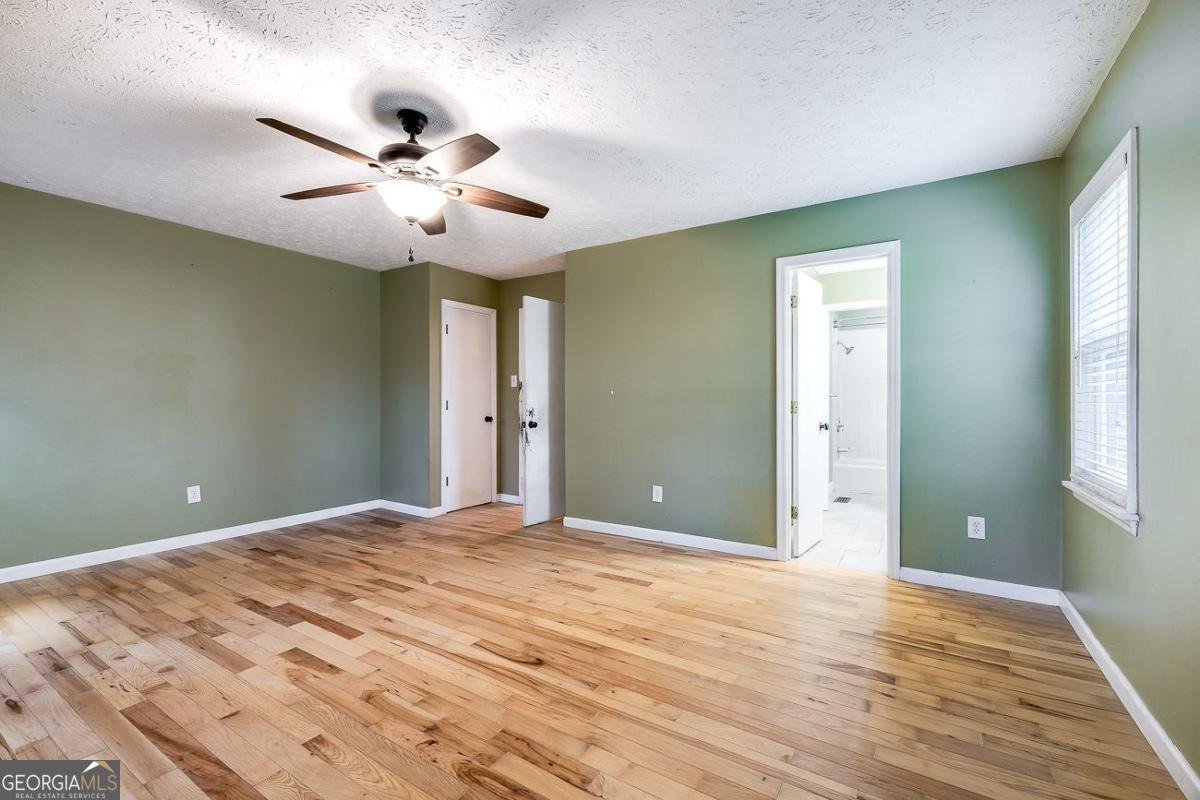 194 Deerfield Drive Springfield - 24