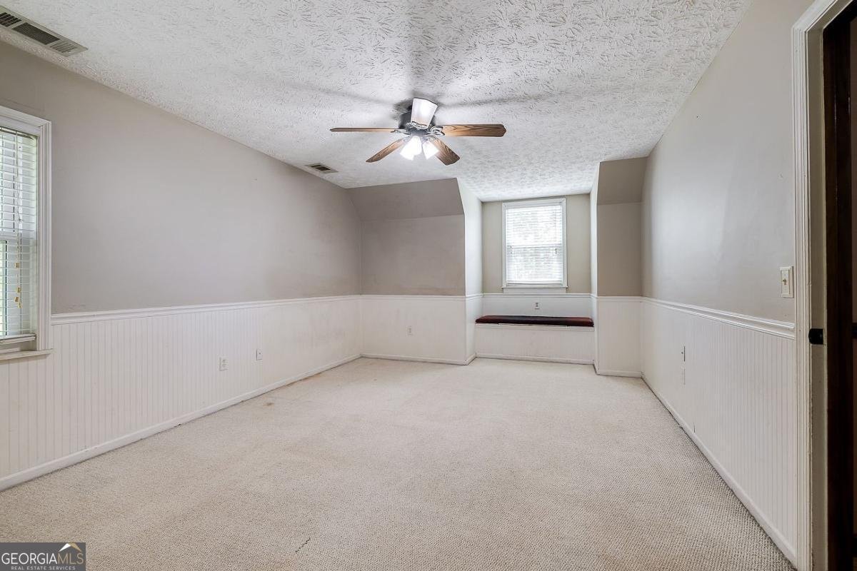 194 Deerfield Drive Springfield - 32