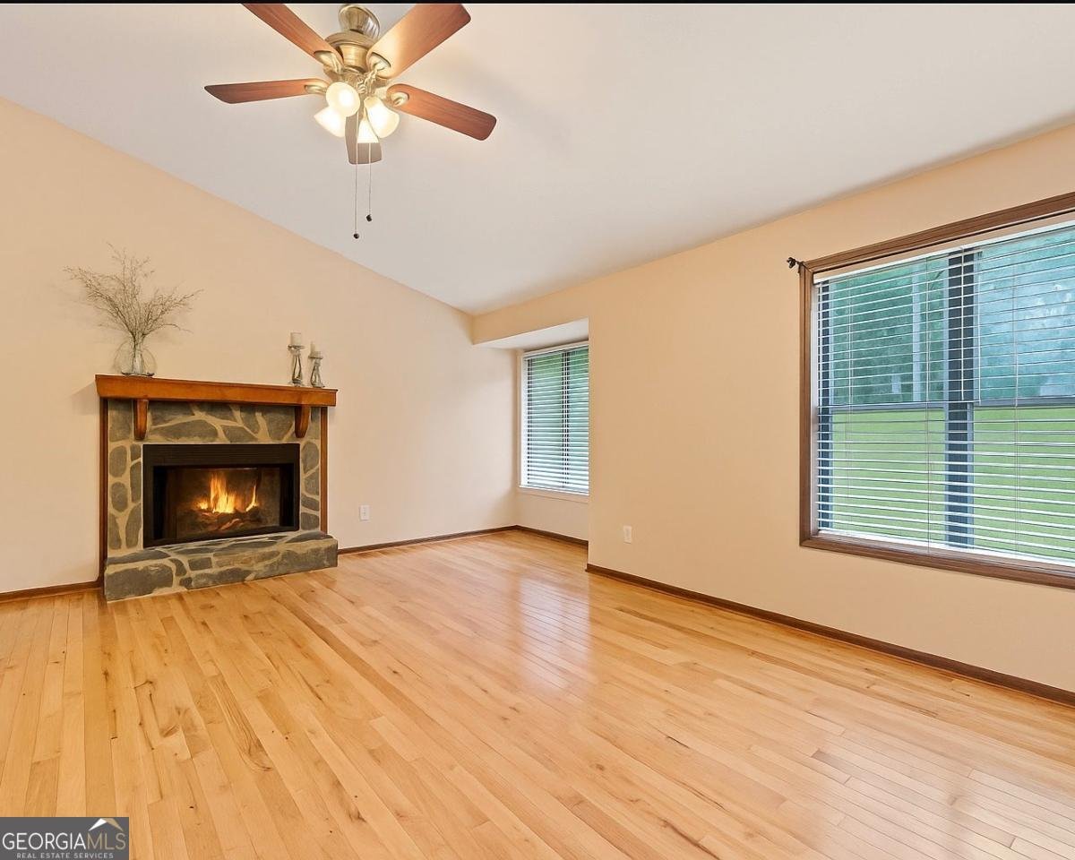 629 Silver Trace Court Woodstock - 30