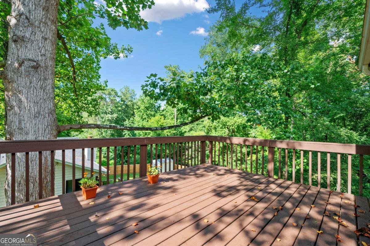629 Silver Trace Court Woodstock - 47
