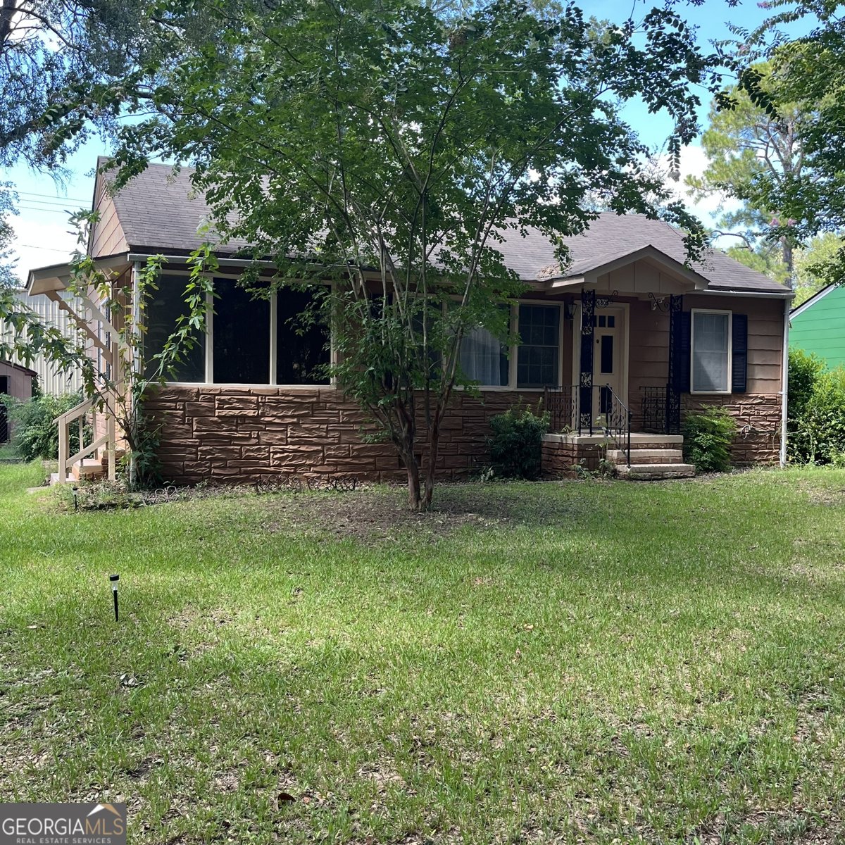 1305 Highland Avenue Albany - 1