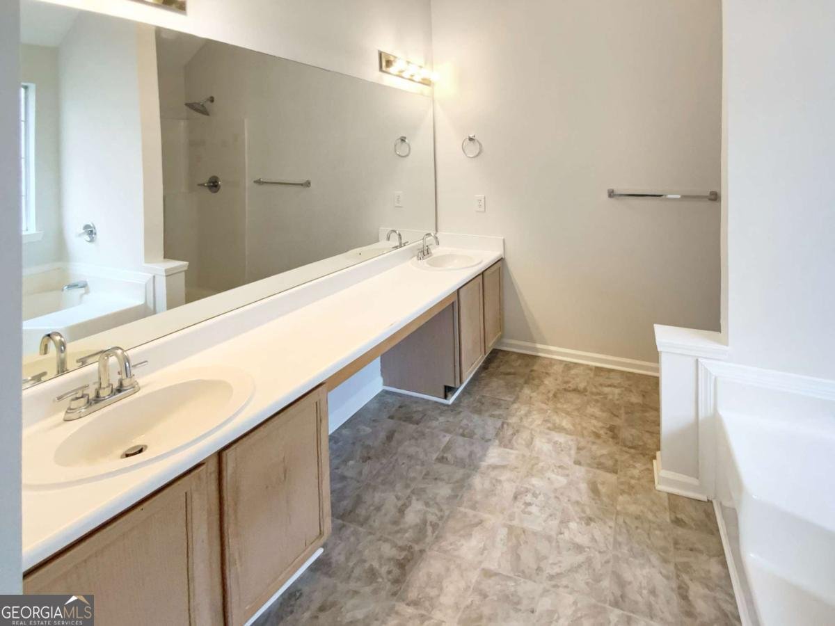 7045 Treeline Drive Cumming - 20