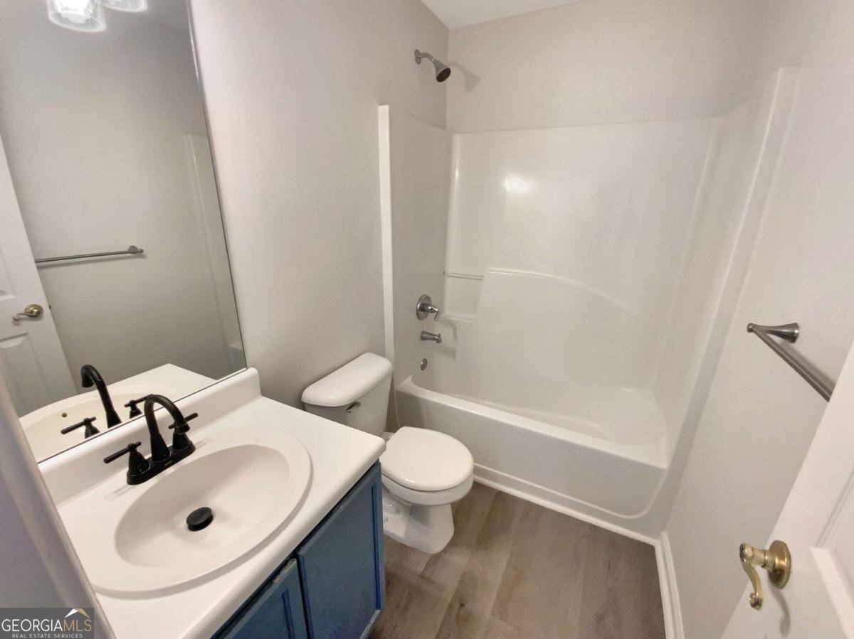 7045 Treeline Drive Cumming - 23