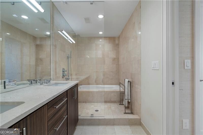 3325 Piedmont Road Atlanta - 15