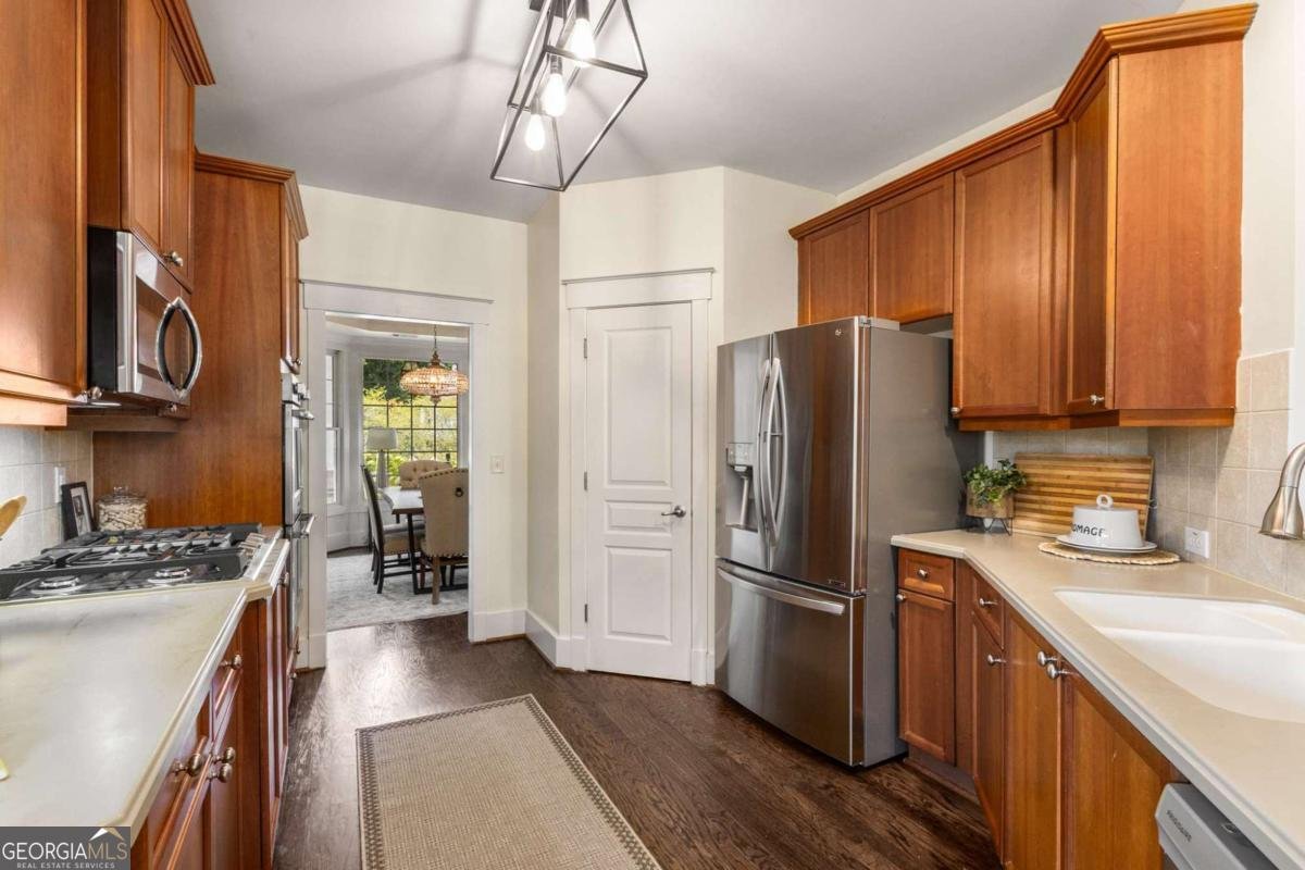 550 Vinings Springs Drive Mableton - 15