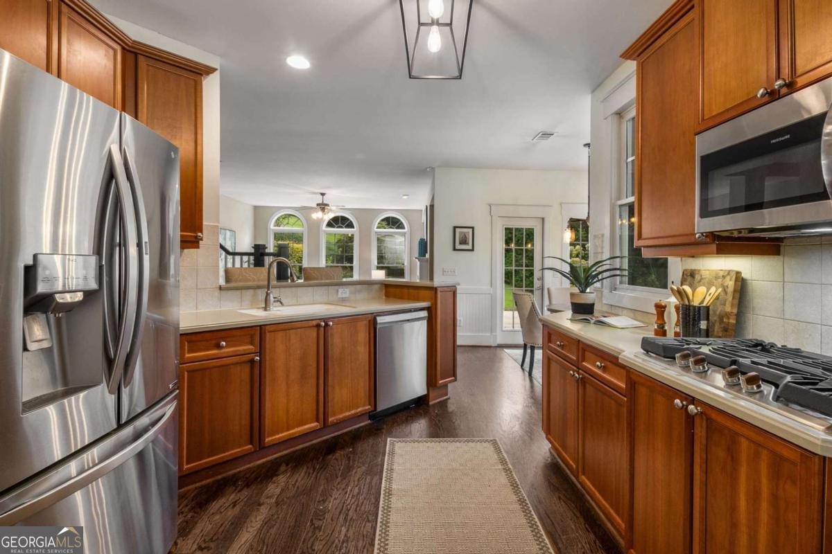 550 Vinings Springs Drive Mableton - 17