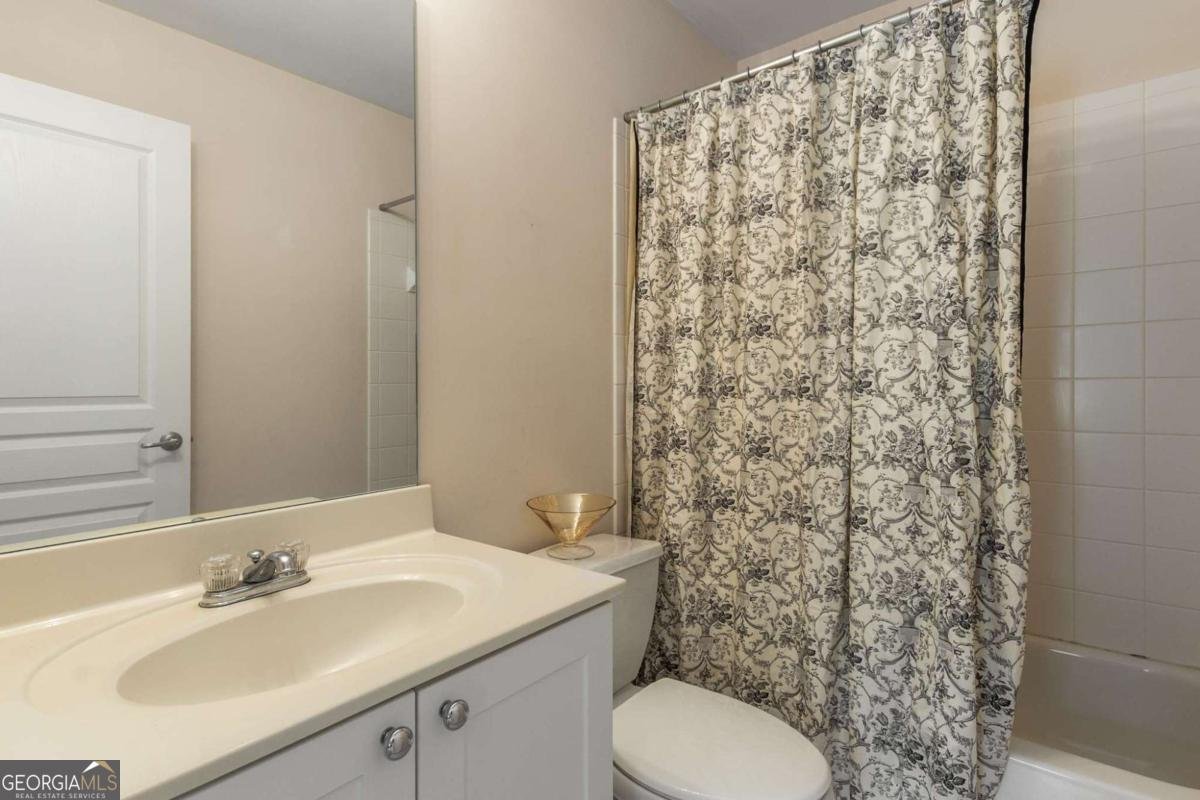 550 Vinings Springs Drive Mableton - 36