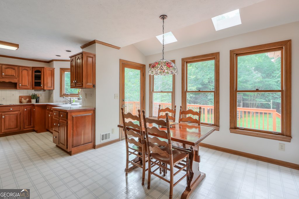 2701 Gardenwood Court Lilburn - 11