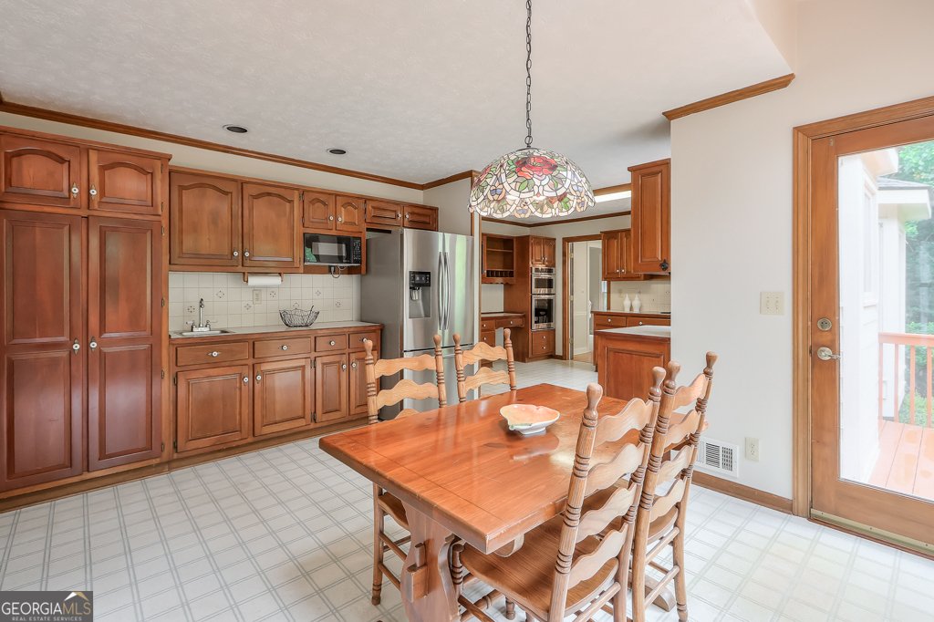 2701 Gardenwood Court Lilburn - 12
