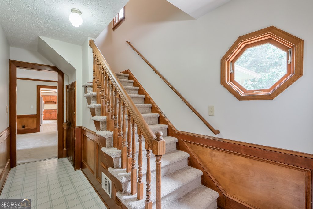 2701 Gardenwood Court Lilburn - 15