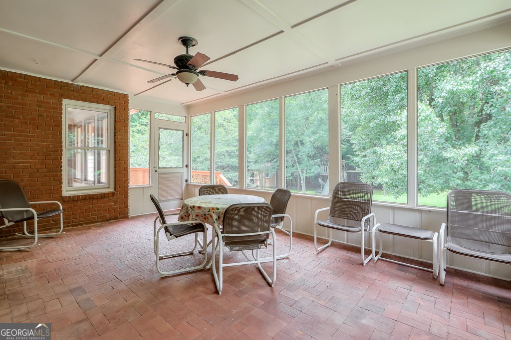 2701 Gardenwood Court Lilburn - 19