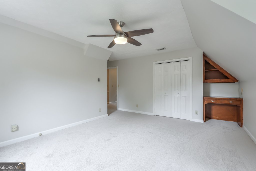 2701 Gardenwood Court Lilburn - 35