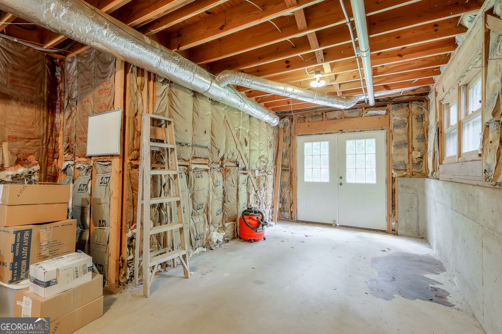 2701 Gardenwood Court Lilburn - 45