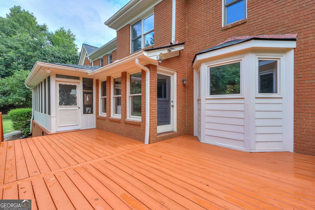 2701 Gardenwood Court Lilburn - 48