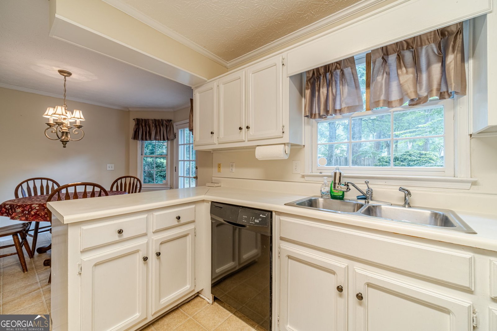 1576 Isham Drive Lawrenceville - 16
