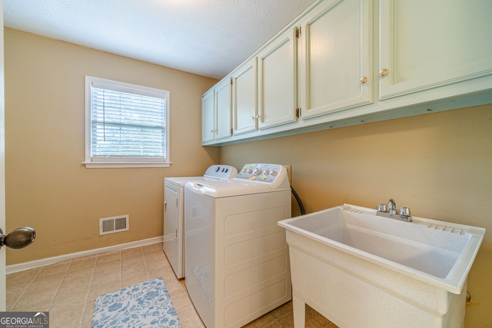 1576 Isham Drive Lawrenceville - 23