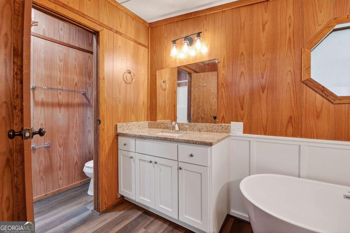 216 SPRUCE Lane Cornelia - 28